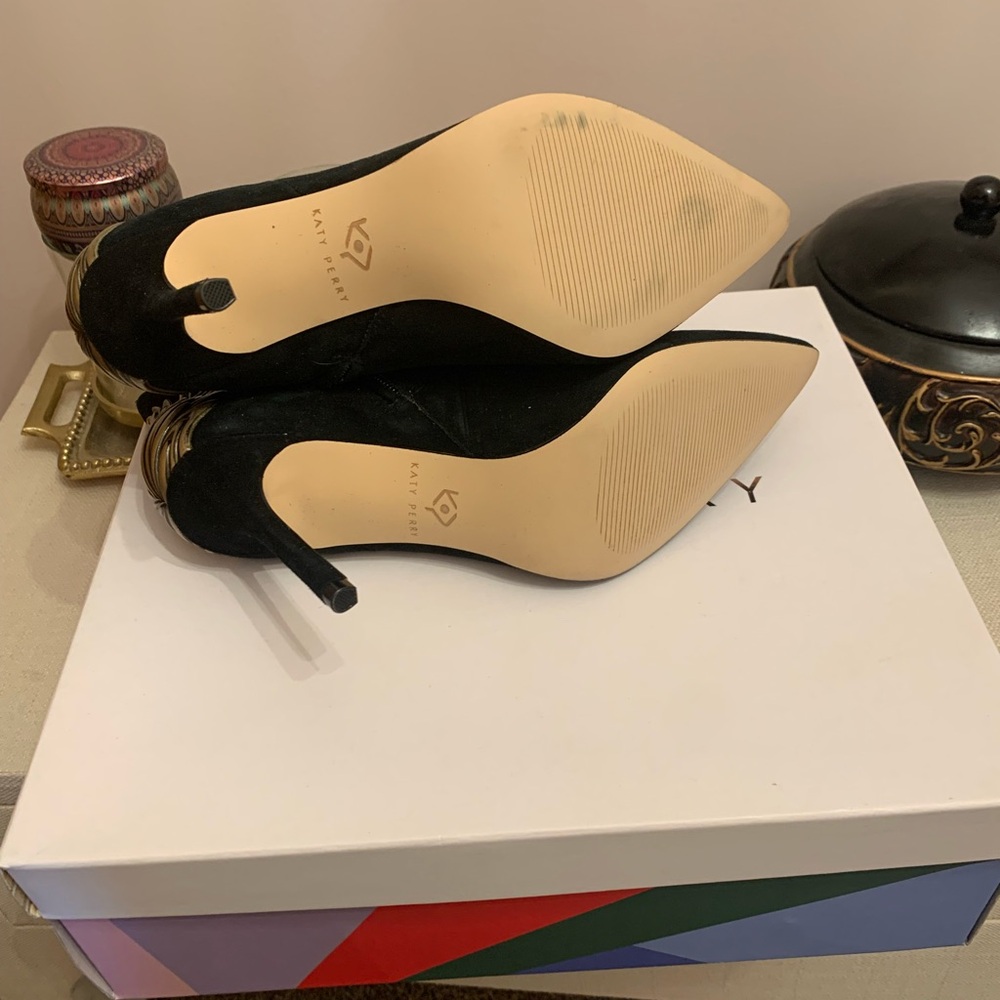 Katy Perry Collections Black Ankle Boots with Gold Accent - Picture 3 of 3